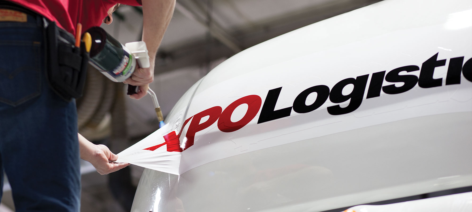 Modagrafics: Honesty, integrity guides installation department success